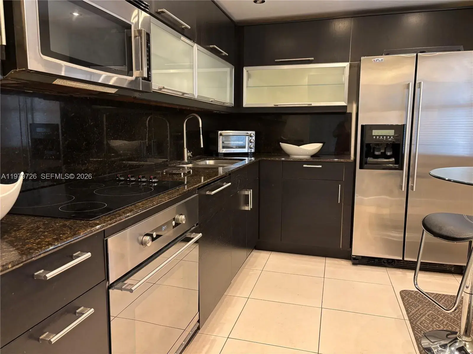 3301 N Country Club Dr # 211, Aventura FL 33180