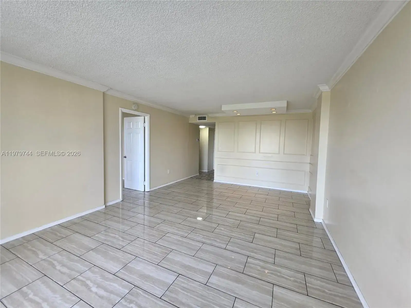 15600 NW 7th Ave # 511, Miami FL 33169 photo 4