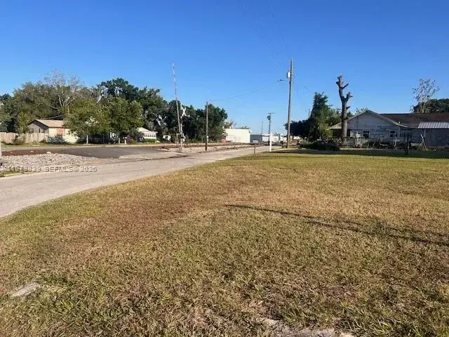 610 NW Phosphate Blvd, Other City - In The State Of Florida FL 33860 photo 3