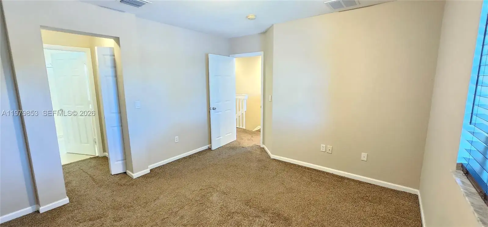2014 Marsh Harbor Dr, Riviera Beach FL 33404 photo 2