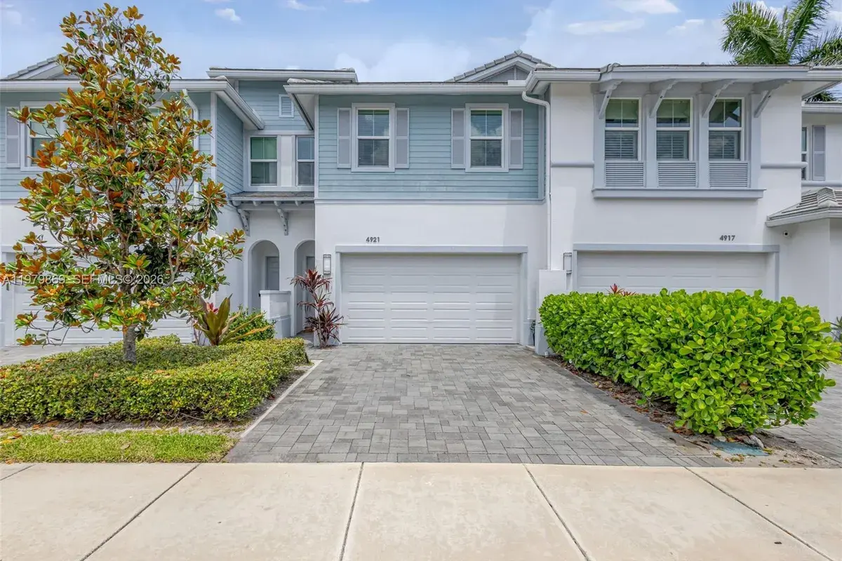 4921 Pointe Midtown Way, Palm Beach Gardens FL 33418