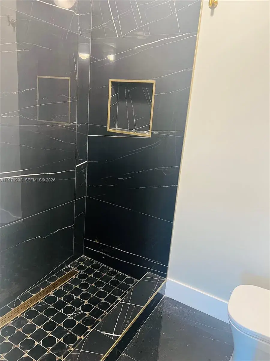 1126 NW 58th Ter UNIT 3, Miami FL 33127