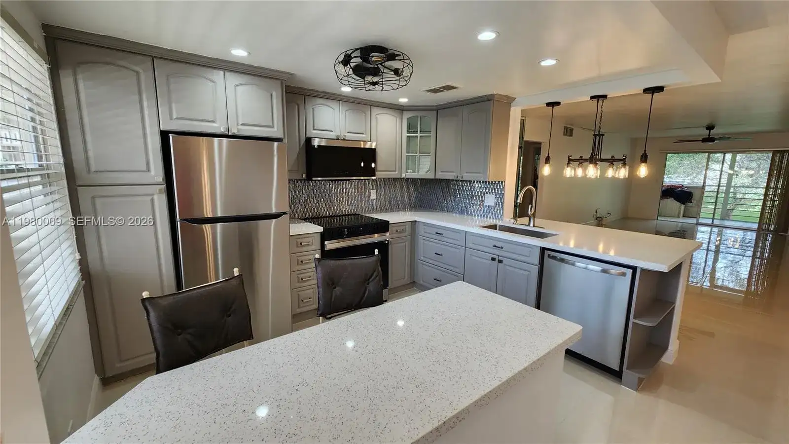 2403 Antigua Cir # L2, Coconut Creek FL 33066 photo 3