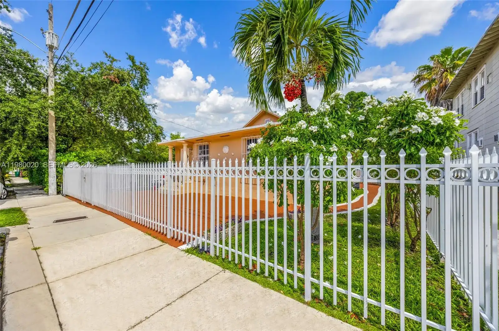 287 NW 31st St, Miami FL 33127 photo 5