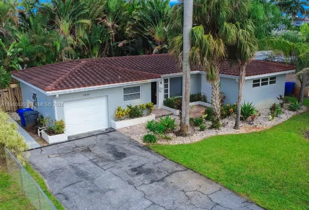 1419 N 16th Ct, Hollywood FL 33020