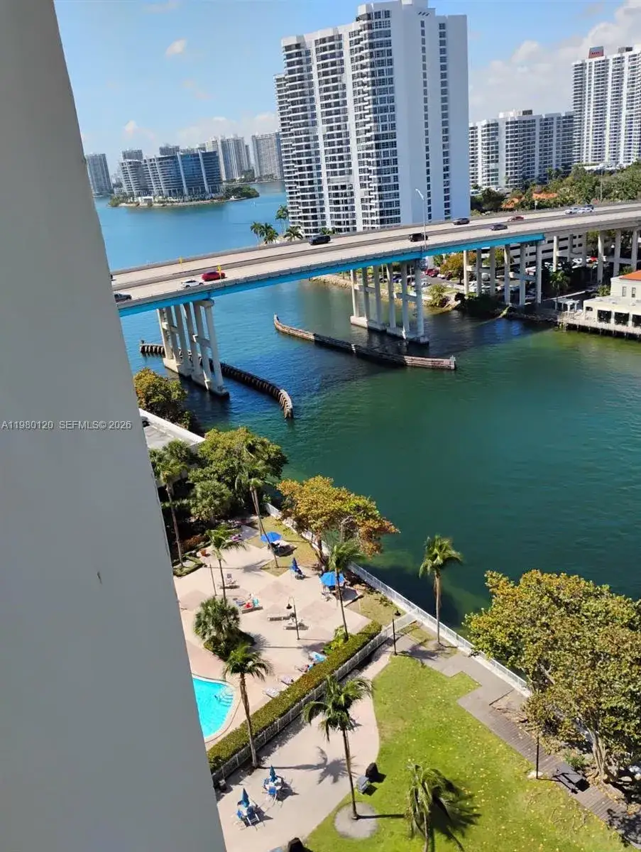 19390 Collins Ave # 1619, Sunny Isles Beach FL 33160