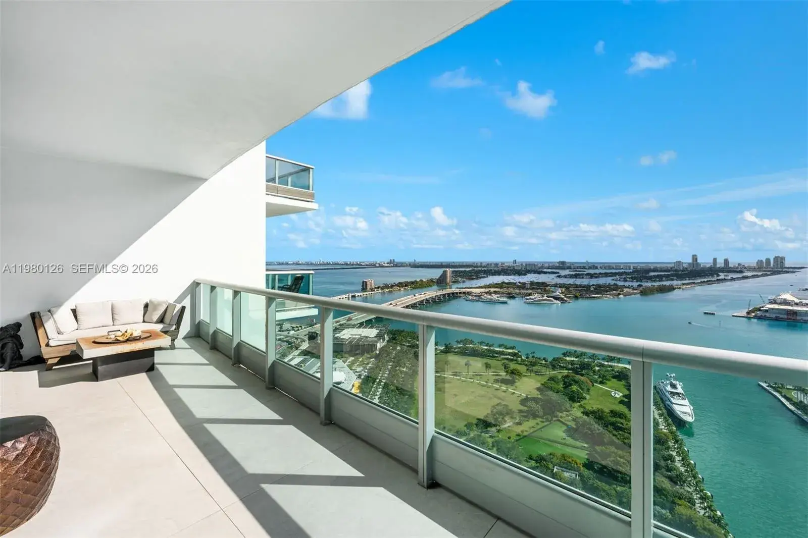 900 Biscayne Blvd # 4202, Miami FL 33132