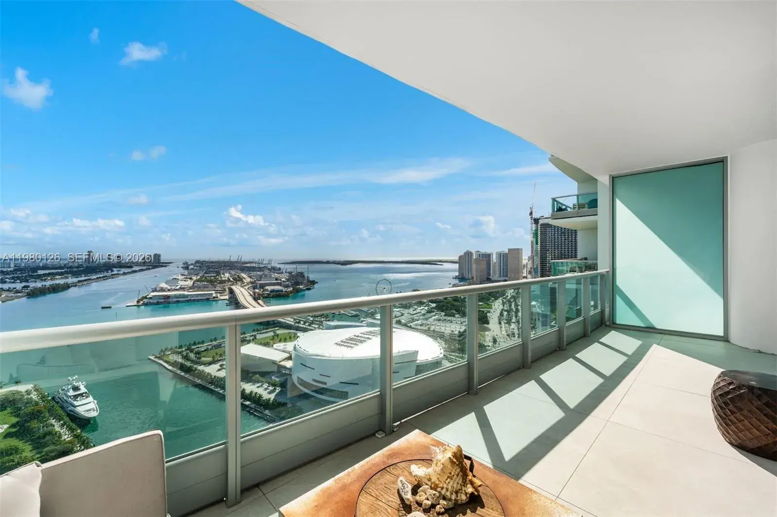 900 Biscayne Blvd # 4202, Miami FL 33132