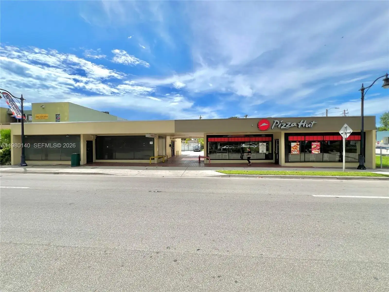 3390 SW Coral Way, Miami FL 33142 photo 2