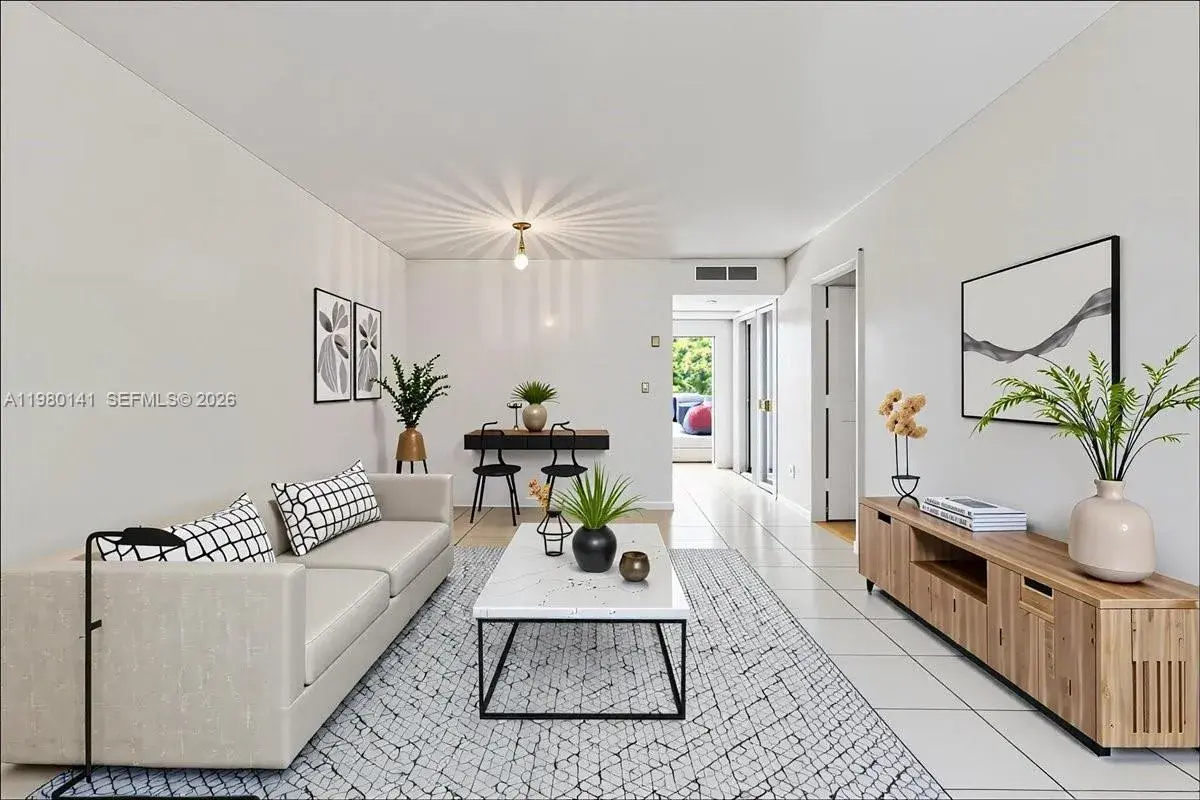 2200 Park Ln # 109, Hollywood FL 33021