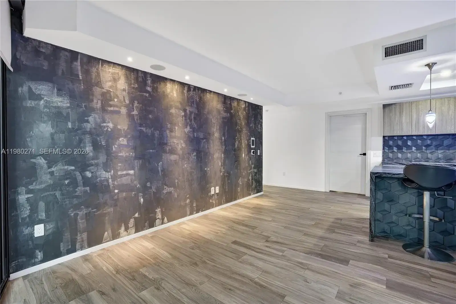 801 S Miami Ave # 2805, Miami FL 33130 photo 4