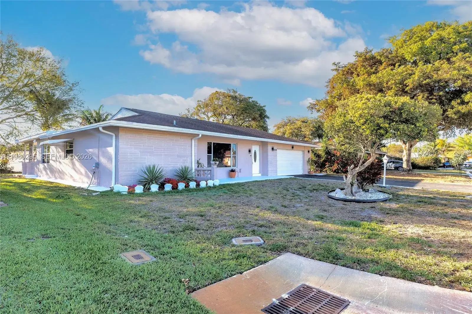 8209 NW 91st Ave, Tamarac FL 33321 photo 3