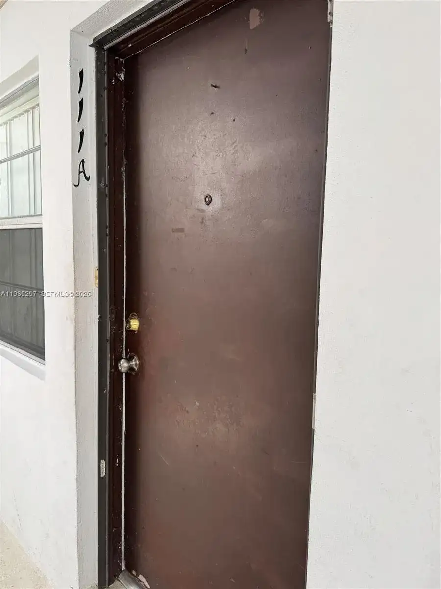 6507 Winfield Blvd, Margate FL 33063 photo 5