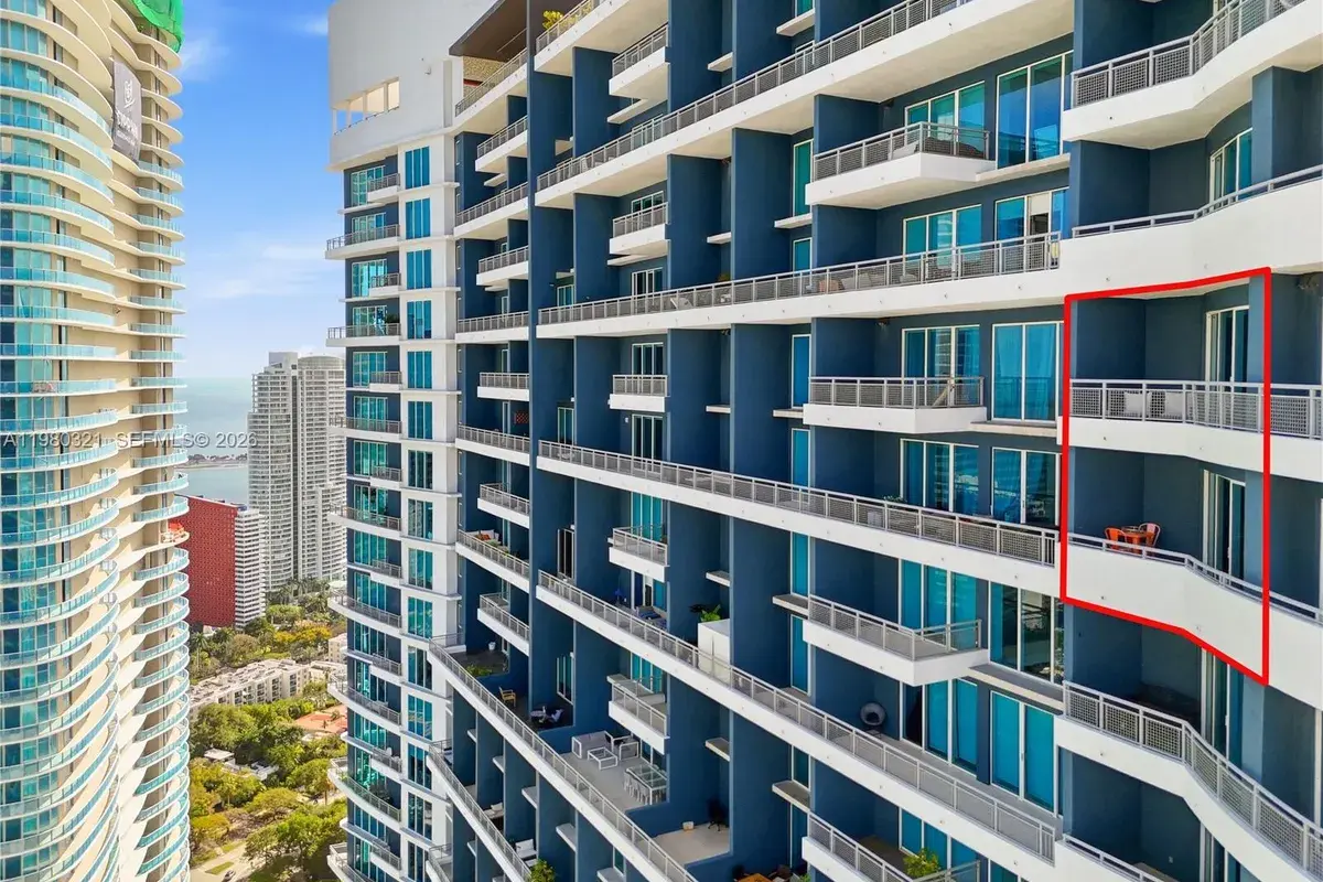 60 SW 13th St # 4414, Miami FL 33130