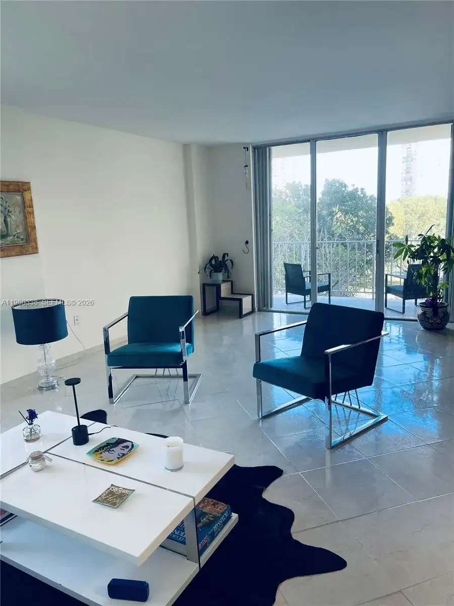 11111 Biscayne Blvd # 4E, Miami FL 33181 photo 5