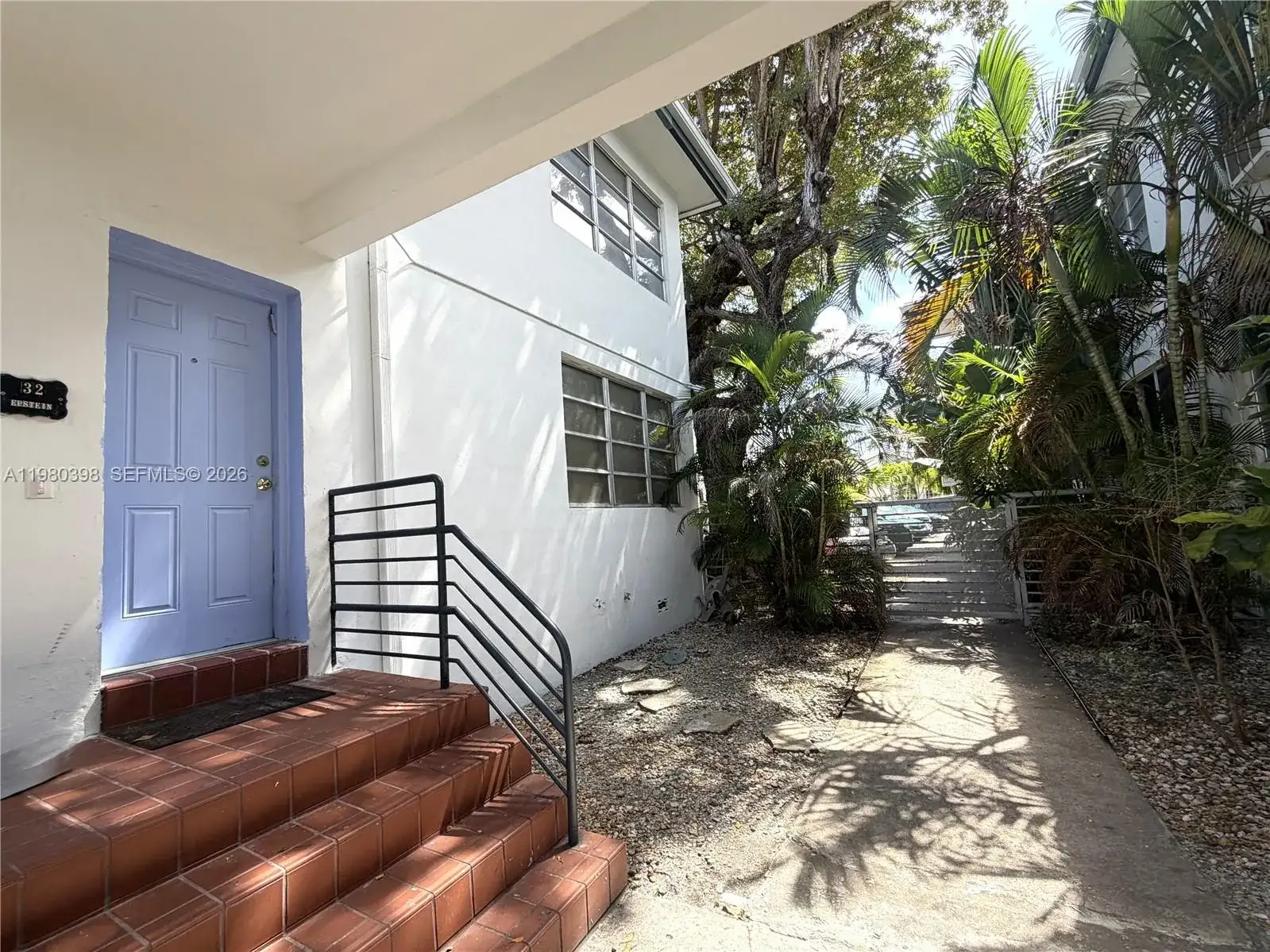 4710 Pine Tree Dr # 32, Miami Beach FL 33140 photo 4