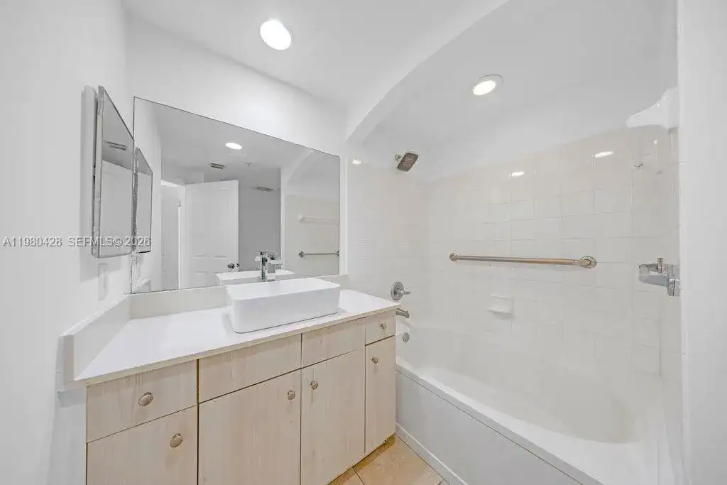 9172 Collins Ave # 212, Surfside FL 33154 photo 4