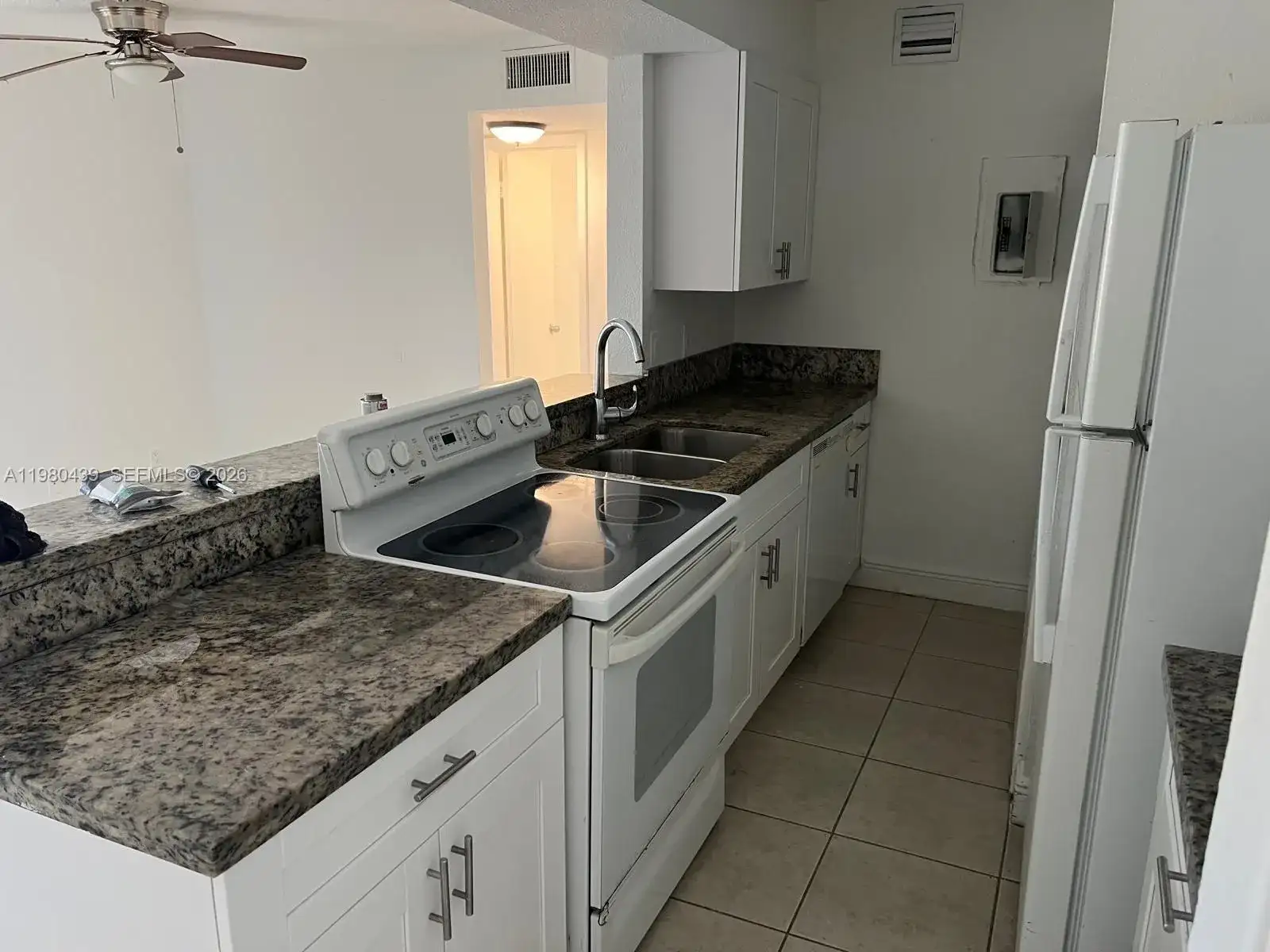 4435 Treehouse Ln # H, Tamarac FL 33319 photo 3