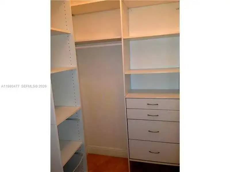 19900 E Country Club Dr # 806, Aventura FL 33180 photo 2
