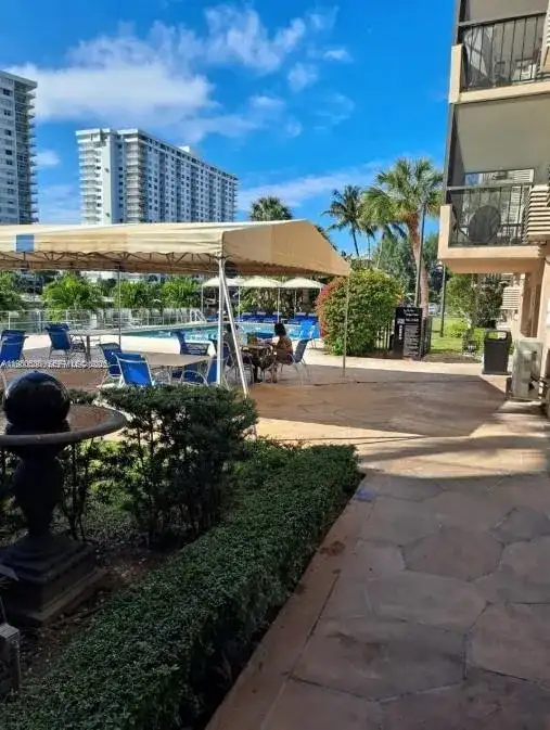 220 Kings Point Dr # 106, Sunny Isles Beach FL 33160 photo 2
