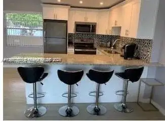 220 Kings Point Dr # 106, Sunny Isles Beach FL 33160 photo 5
