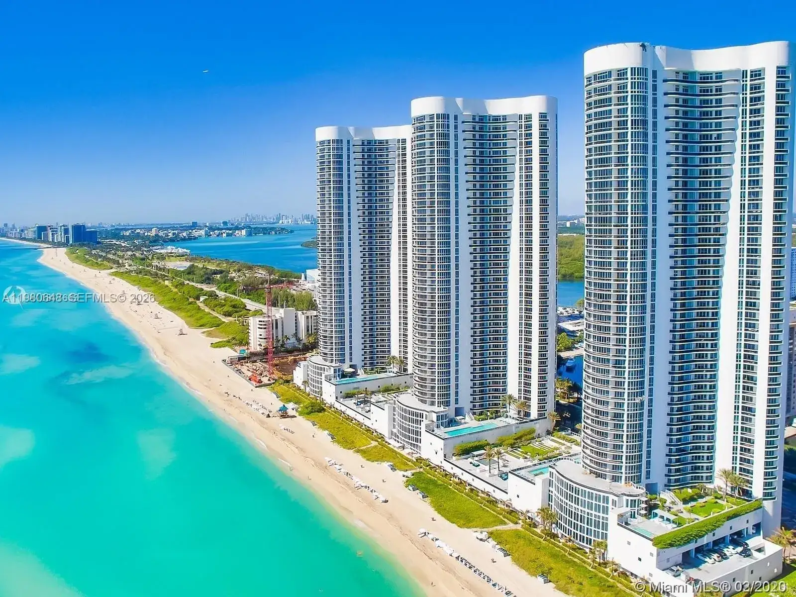 15901 Collins Ave # 405, Sunny Isles Beach FL 33160