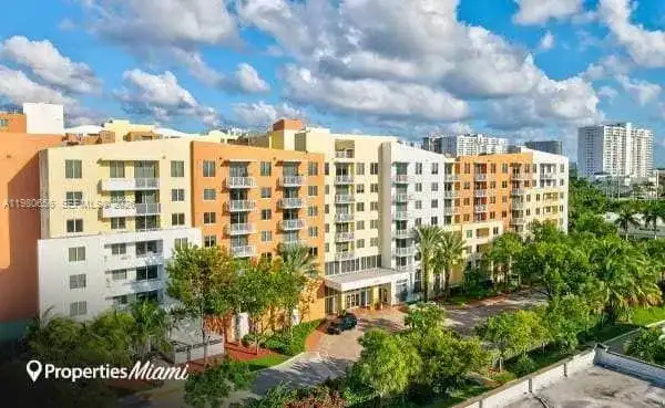 2775 NE 187th St # 512, Aventura FL 33180