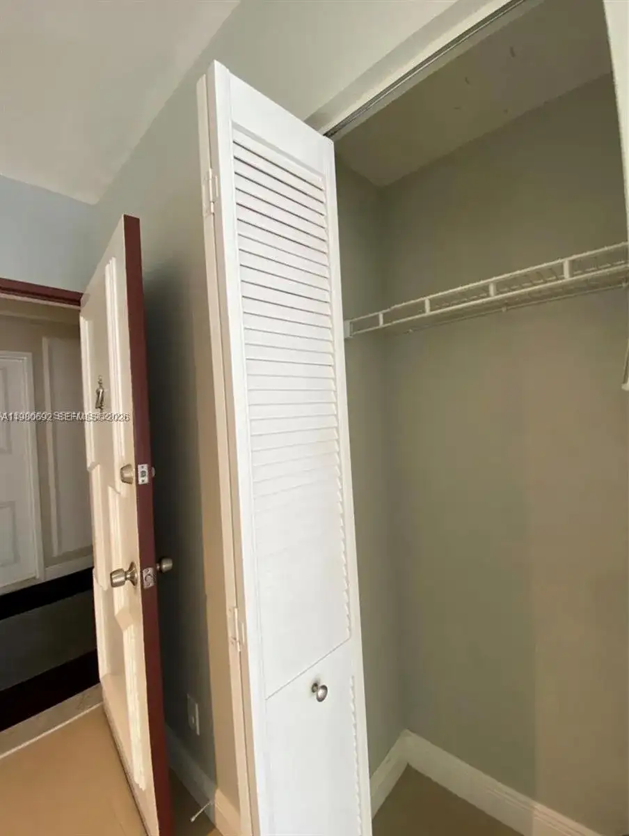 5600 Collins Ave # 9Y, Miami Beach FL 33140 photo 5