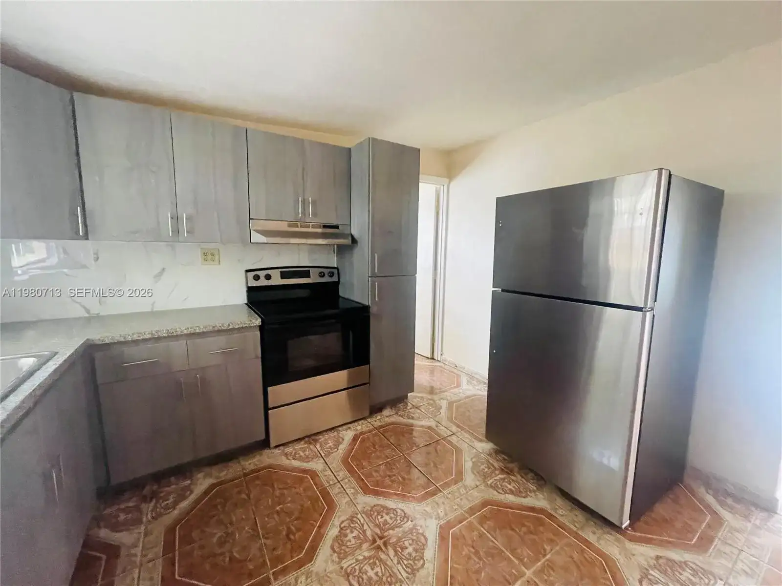 18425 NW 42nd Pl, Miami Gardens FL 33055 photo 3