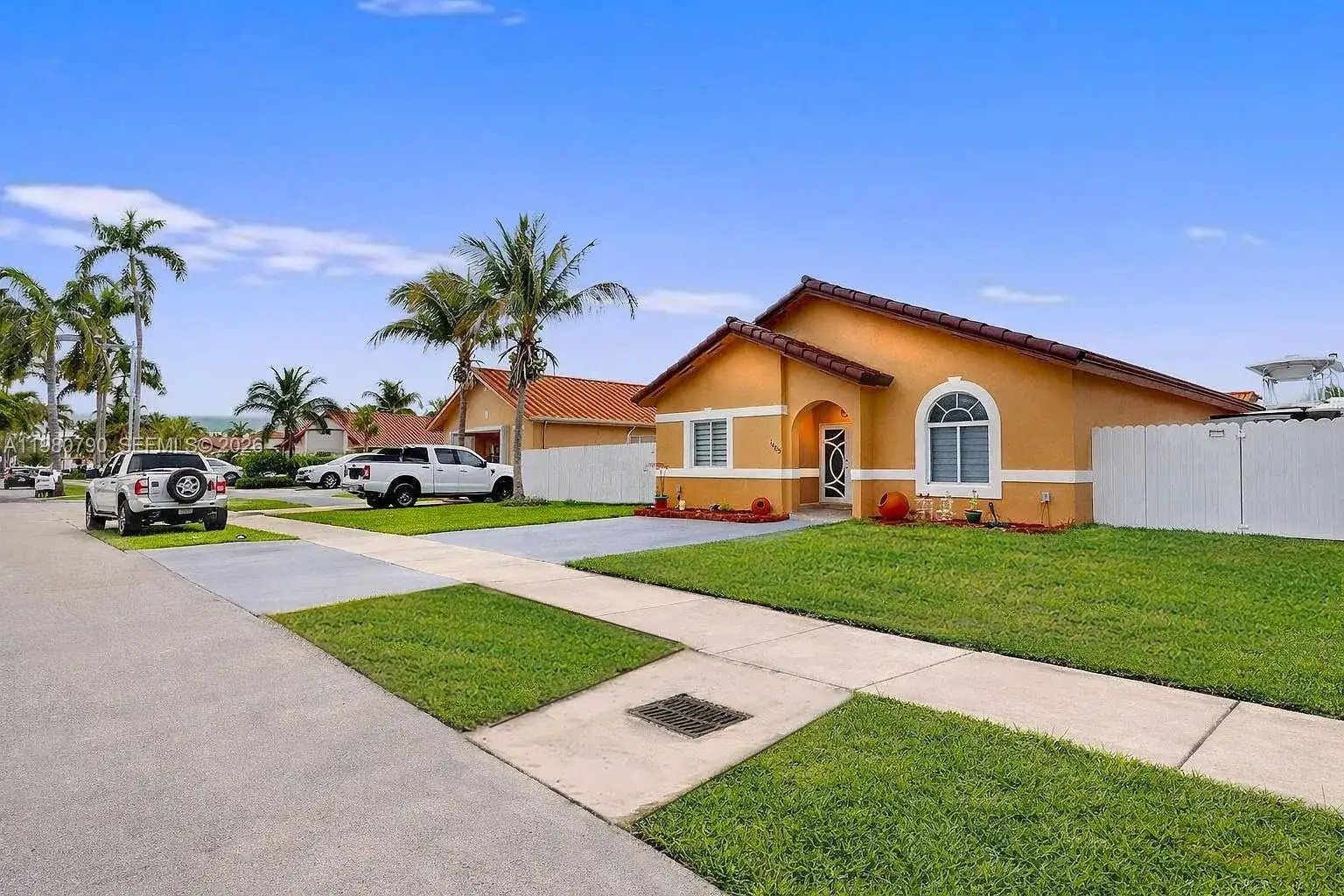 1405 SE 7th St, Homestead FL 33033 photo 3