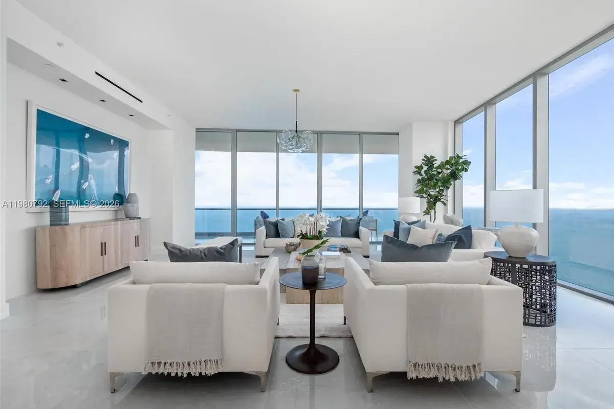 18501 Collins Ave # 4304, Sunny Isles Beach FL 33160