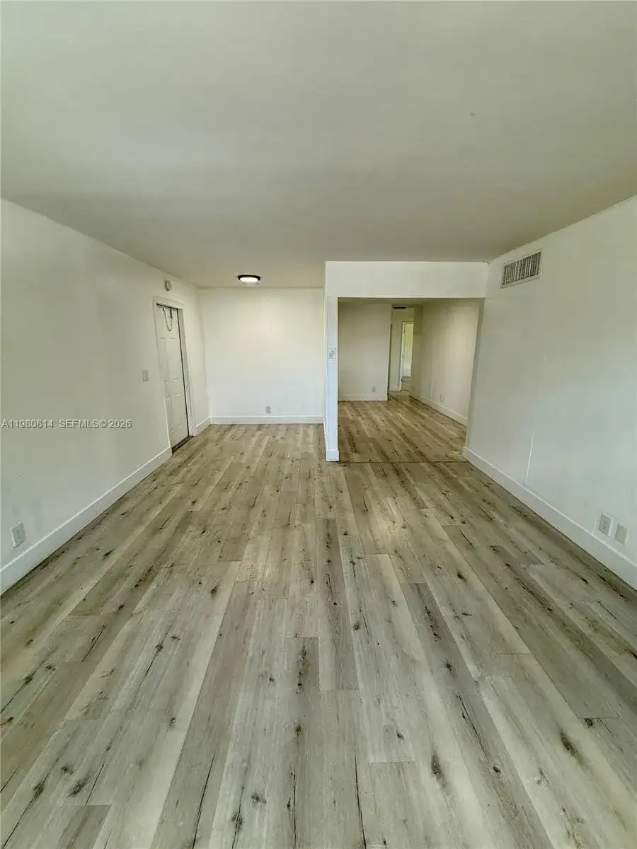841 SW 74th Ter # 201E, North Lauderdale FL 33068 photo 3