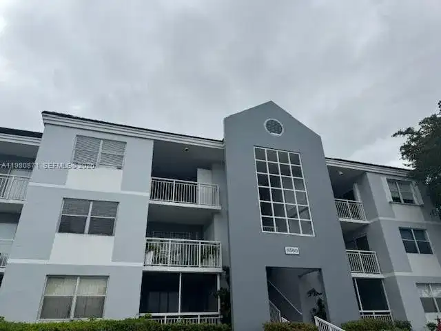 8560 SW 212th St # 306, Cutler Bay FL 33189 photo 5