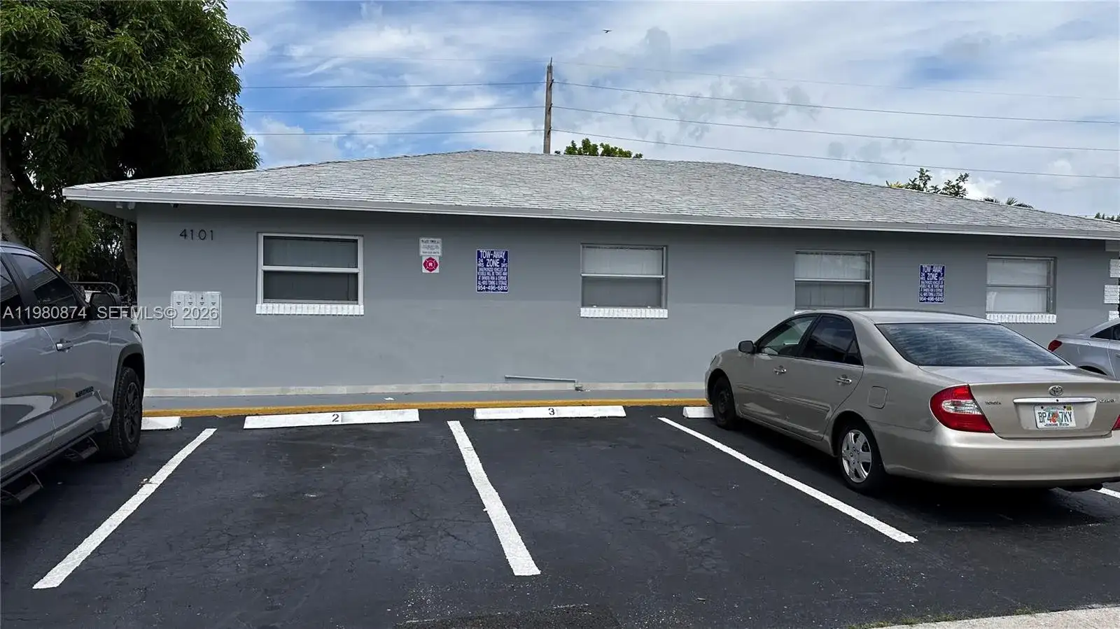 4101 NW 30th Ter, Lauderdale Lakes FL 33309 photo 3