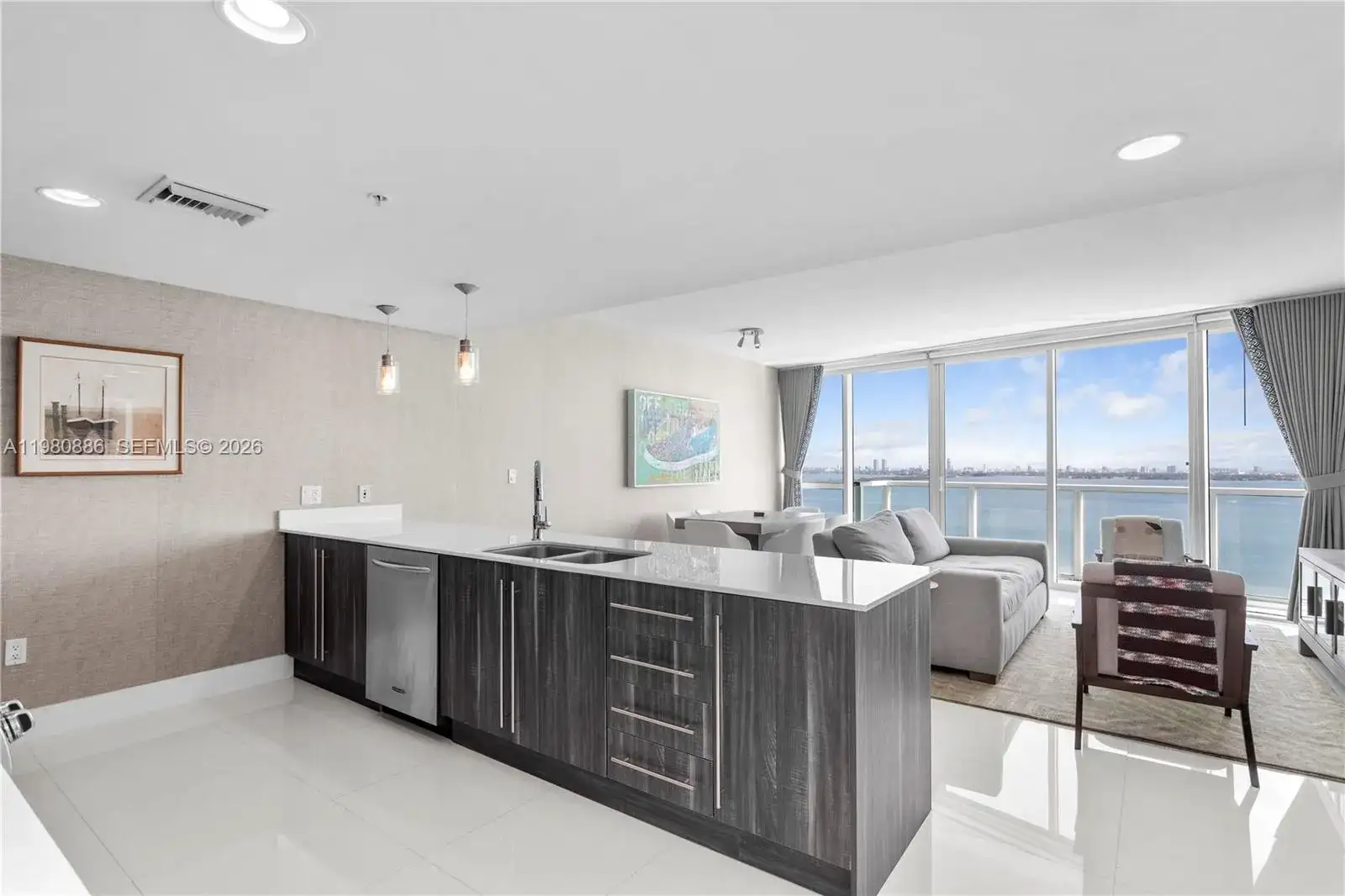 665 NE 25th St # 2102, Miami FL 33137 photo 5