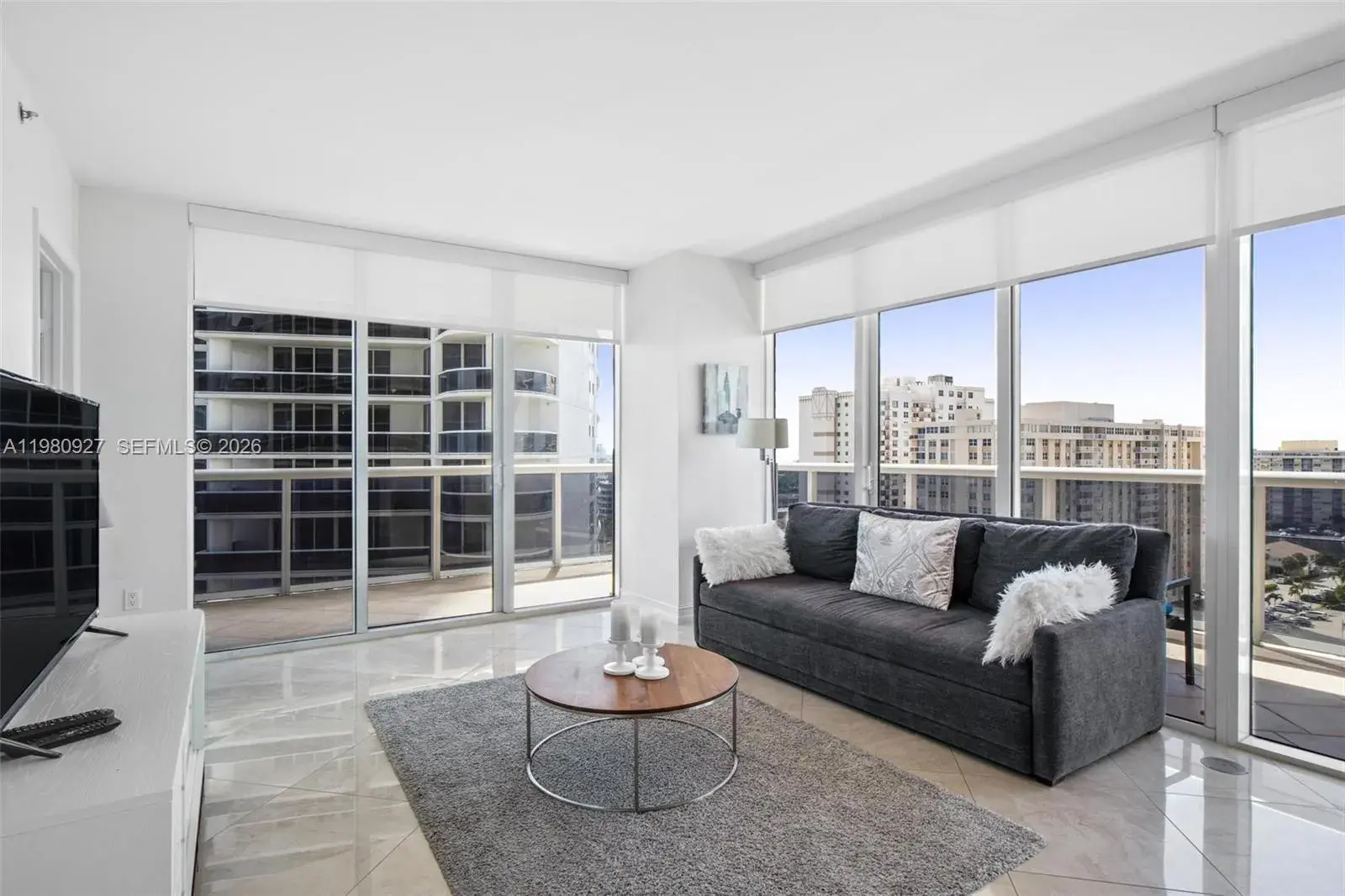 1830 S Ocean Dr # 1406, Hallandale Beach FL 33009