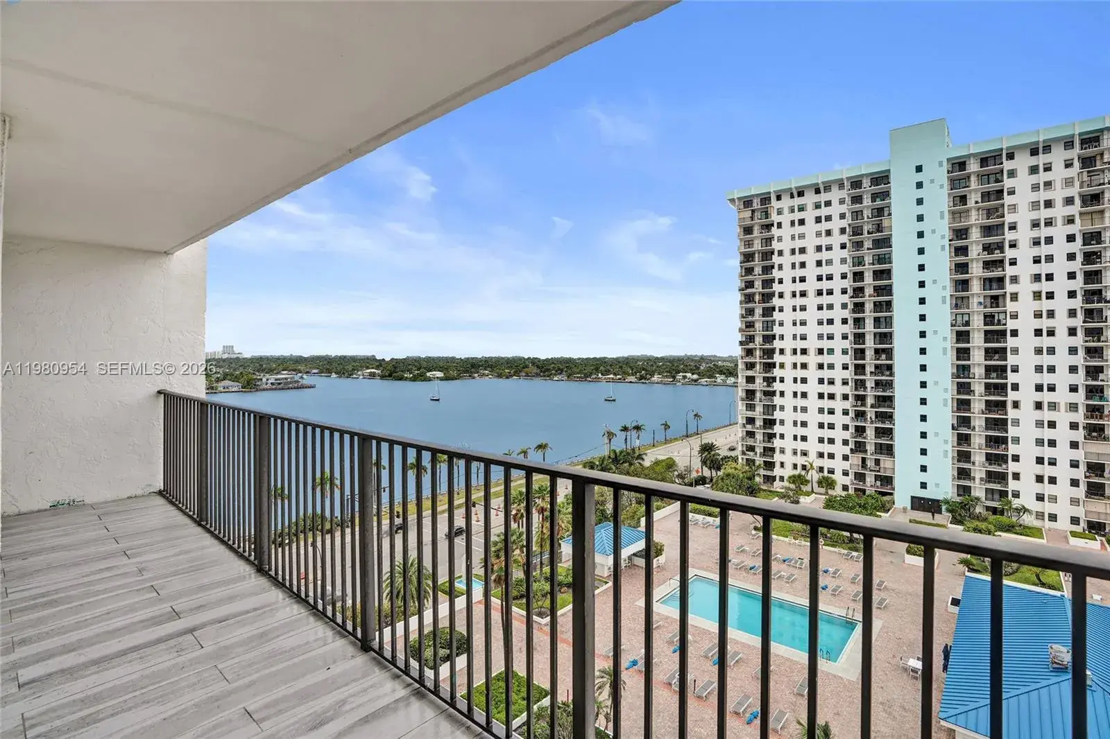 1201 S Ocean Dr # 1407S, Hollywood FL 33019