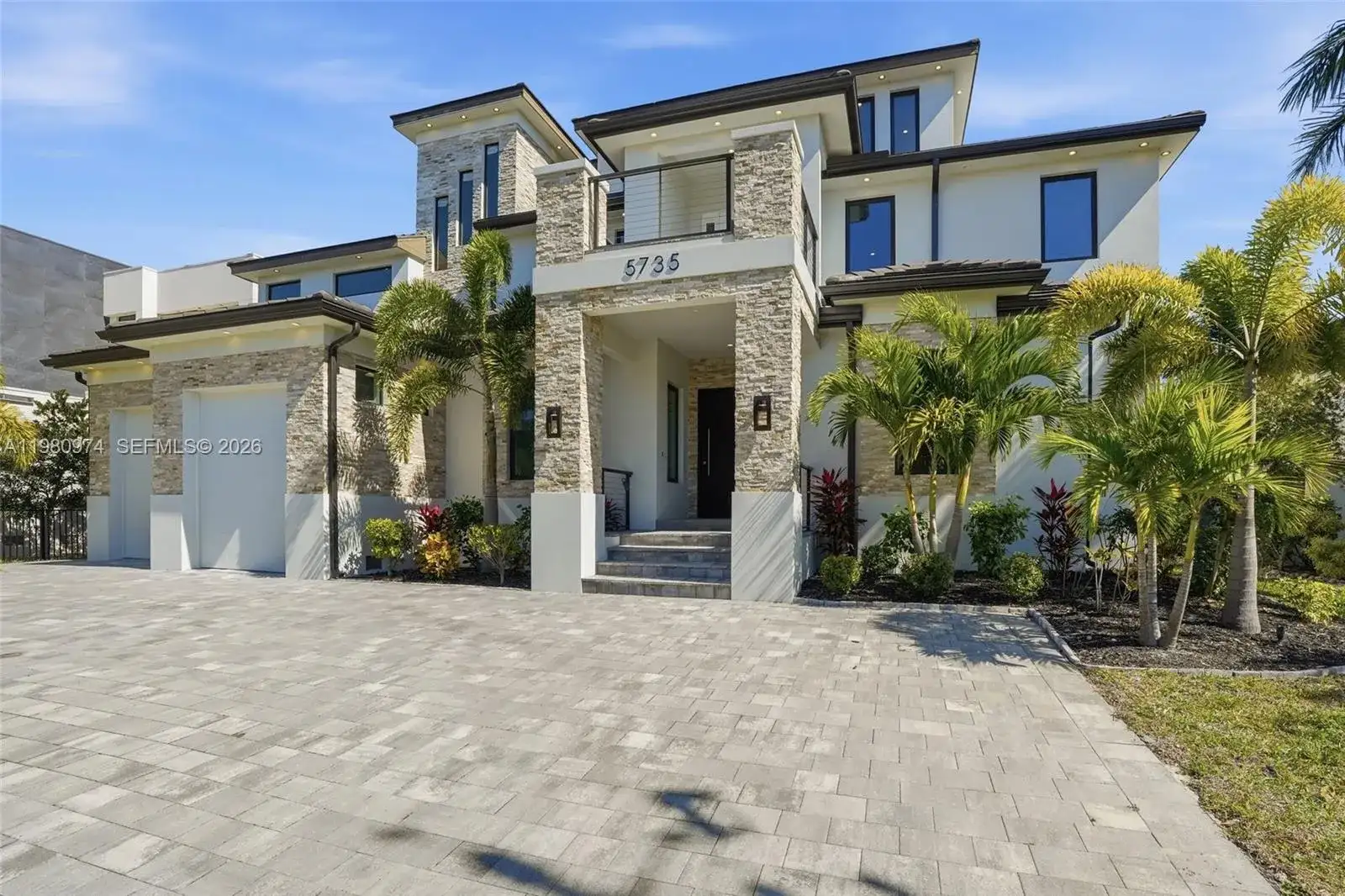 5735 Riverside Dr, Cape Coral FL 33904 photo 3
