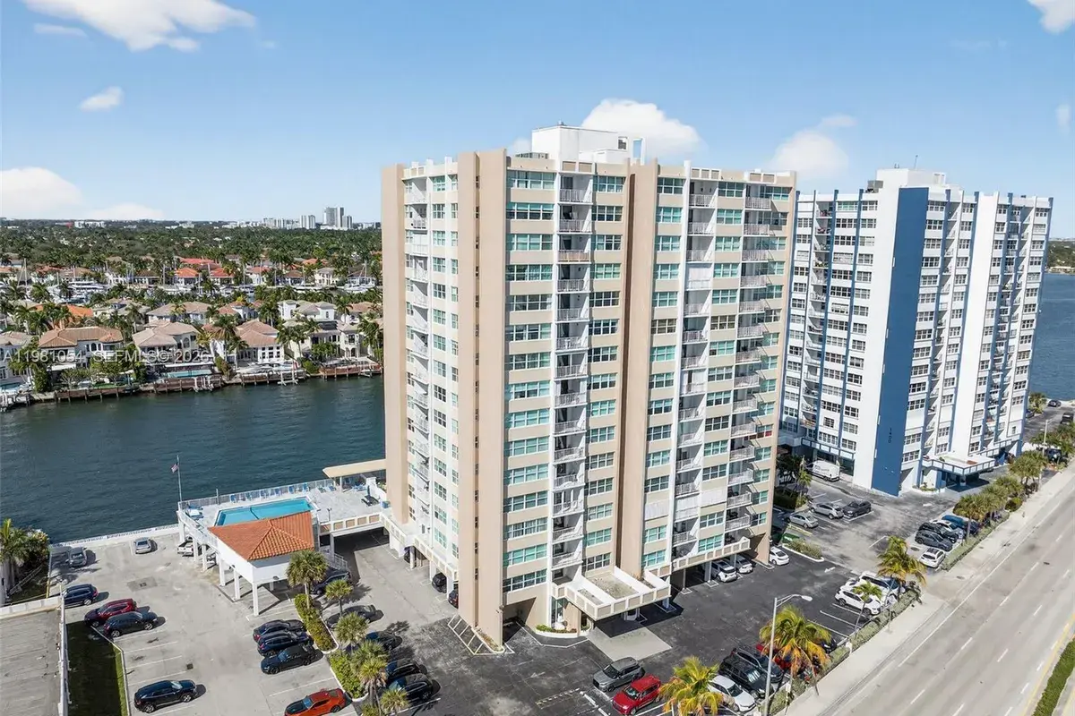1410 S Ocean Dr # 402, Hollywood FL 33019