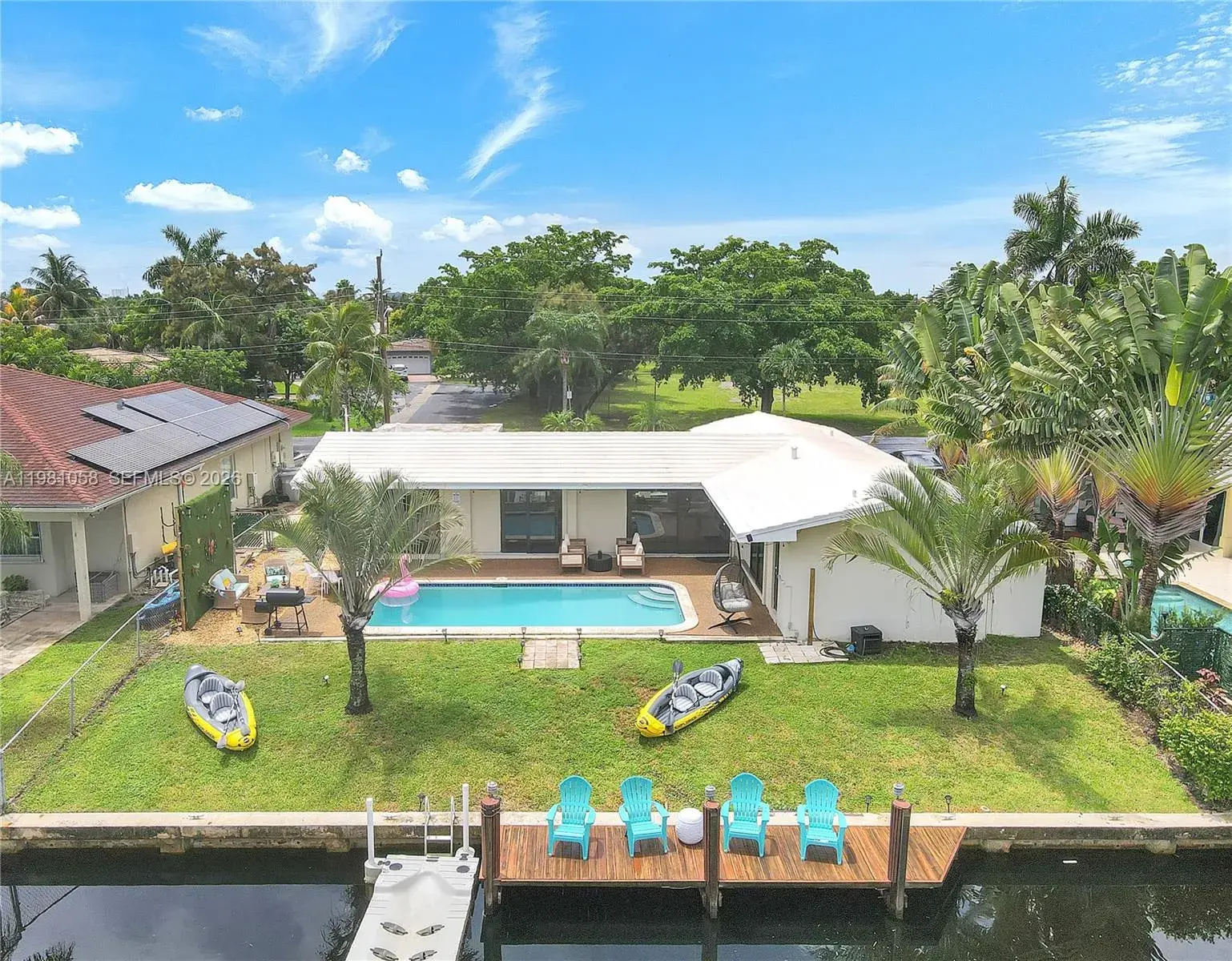 151 SE 9th Ct, Pompano Beach FL 33060