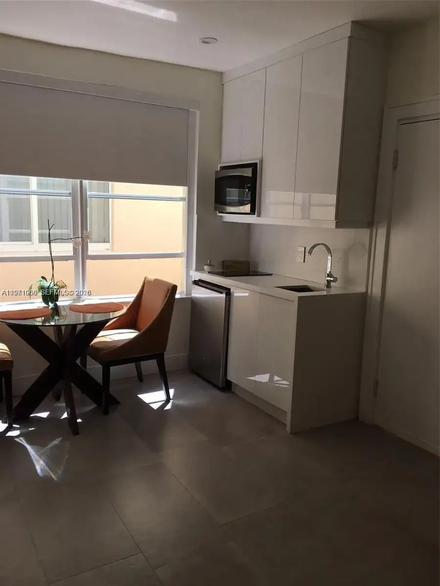 119 Menores Ave # 8A, Coral Gables FL 33134 photo 4