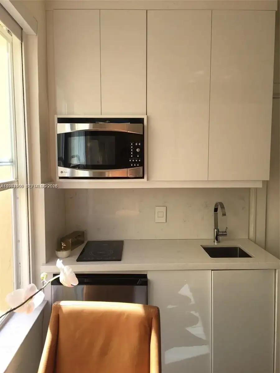 119 Menores Ave # 8A, Coral Gables FL 33134 photo 5
