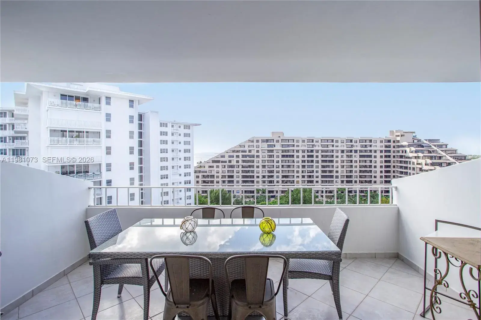 199 Ocean Lane Dr # 1207, Key Biscayne FL 33149