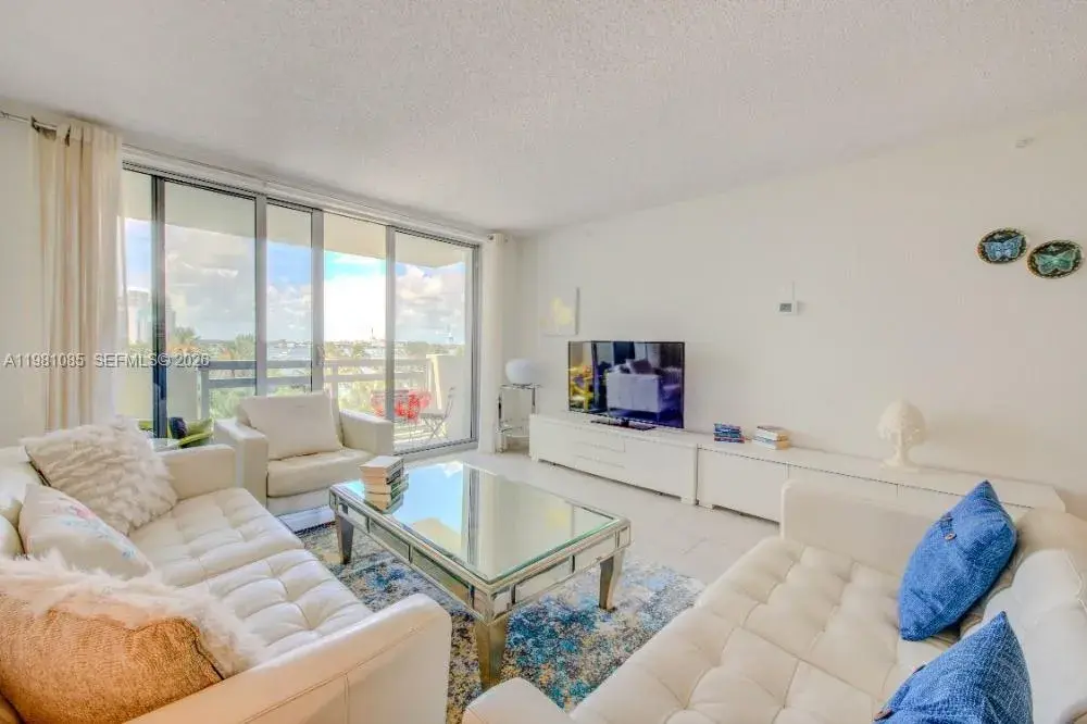 1500 Bay Rd # 528S, Miami Beach FL 33139
