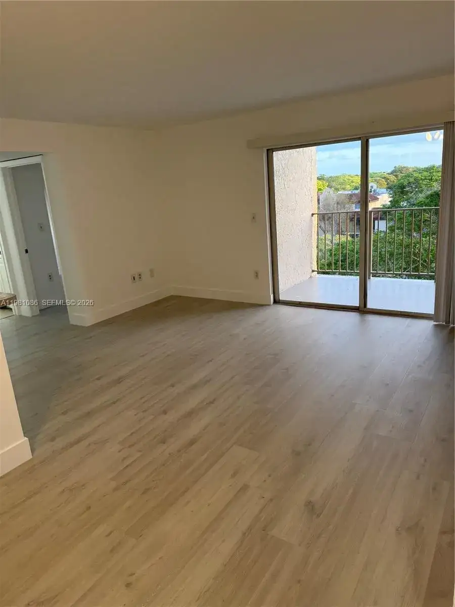 15231 SW 80th St # 615, Miami FL 33193 photo 5