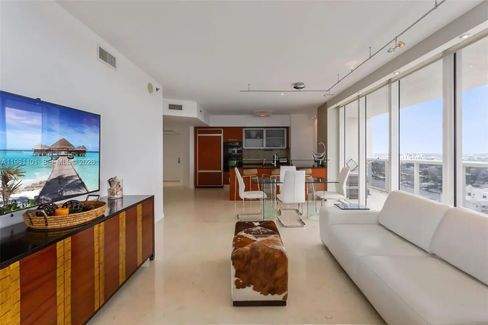 1830 S Ocean Dr # 3008, Hallandale Beach FL 33009 photo 2