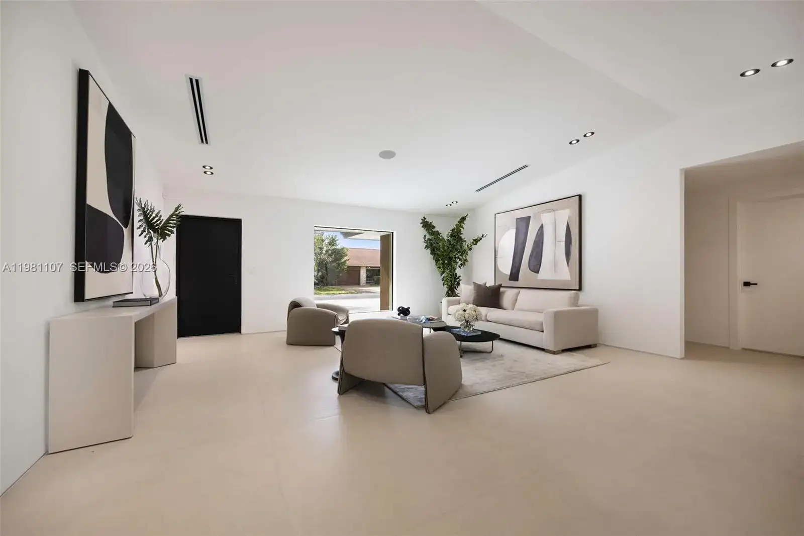 21480 highland lakes blvd #21480, Miami FL 33179 photo 4