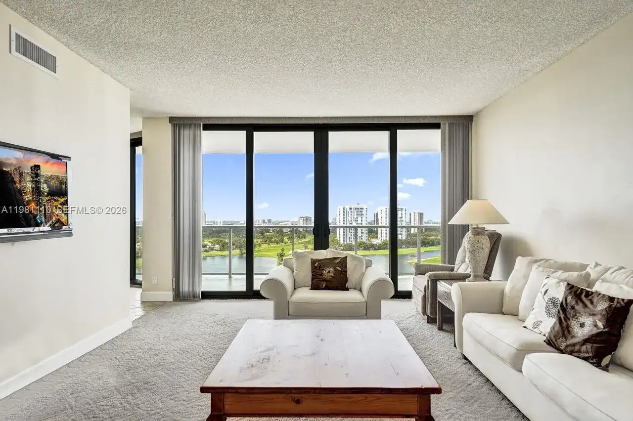 20281 E Country Club Dr # 1703, Aventura FL 33180 photo 4