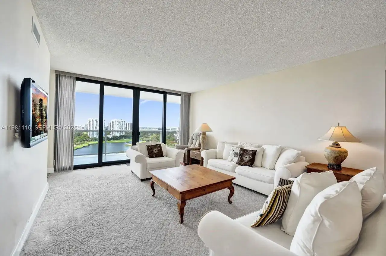 20281 E Country Club Dr # 1703, Aventura FL 33180 photo 5