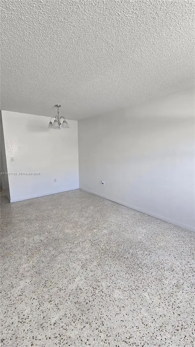 142 SW 18th ave # 30, Miami FL 33135 photo 3